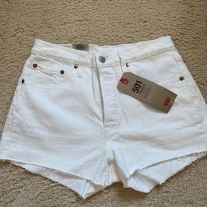 High waisted levis white denim shorts